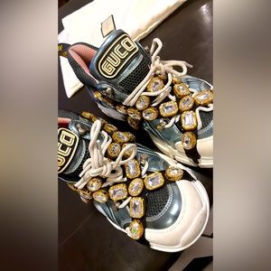 Gucci Flashtrek Sneakers Fabric and Leather with Removable Crystals.